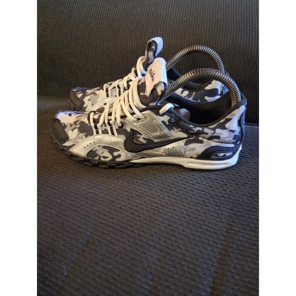Nike Shoes Mens 6 Womens 7.5 Waffle Racer V Running Bowerman Series Winter Camo‎